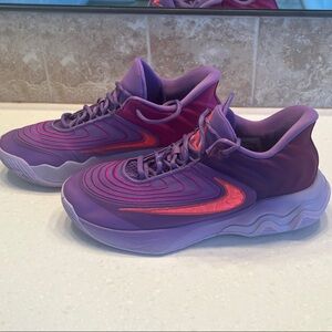Nike Giannis Immortality purple, pink Low-Top Athletic Sneakers
